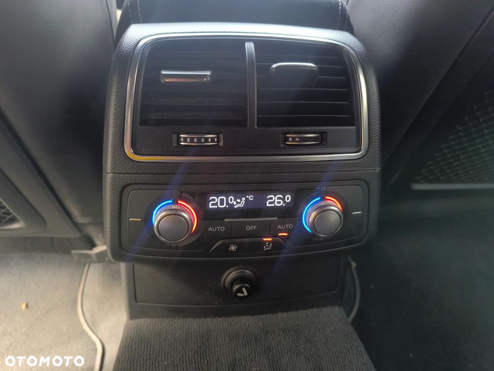 Audi A6 Avant 3.0 TDI Quattro S tronic - 12