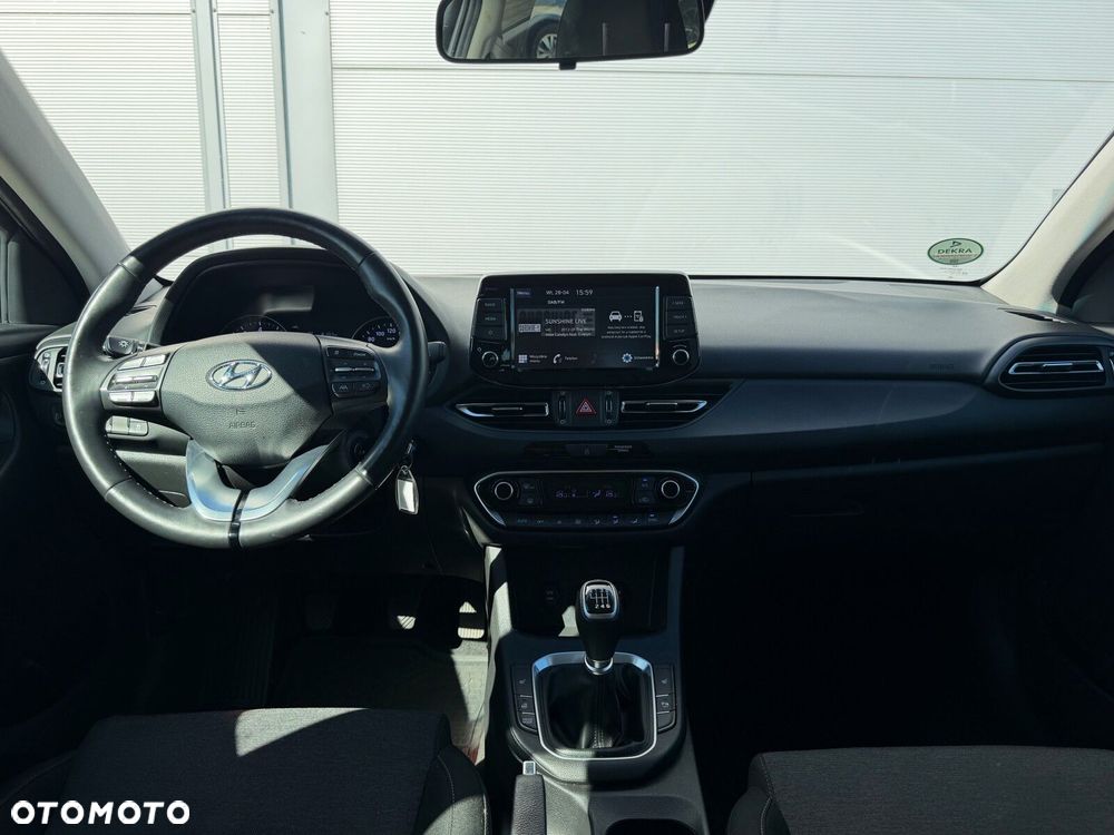 Hyundai i30 1.5 T-GDI 48V Smart - 28