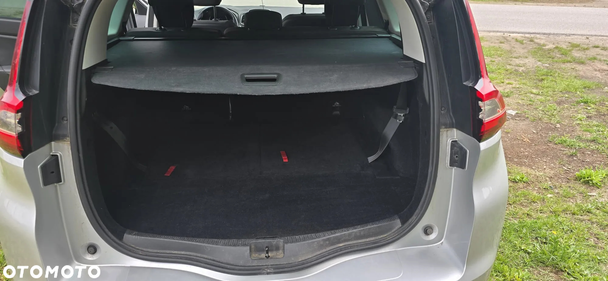 Renault Grand Scenic - 14