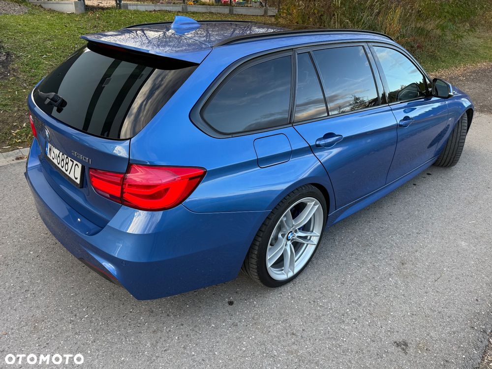 BMW Seria 3 330i xDrive M Sport Shadow - 14
