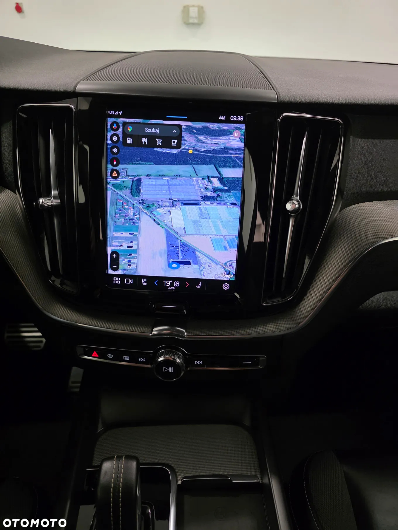 Volvo XC 60 B4 B Geartronic RDesign - 9