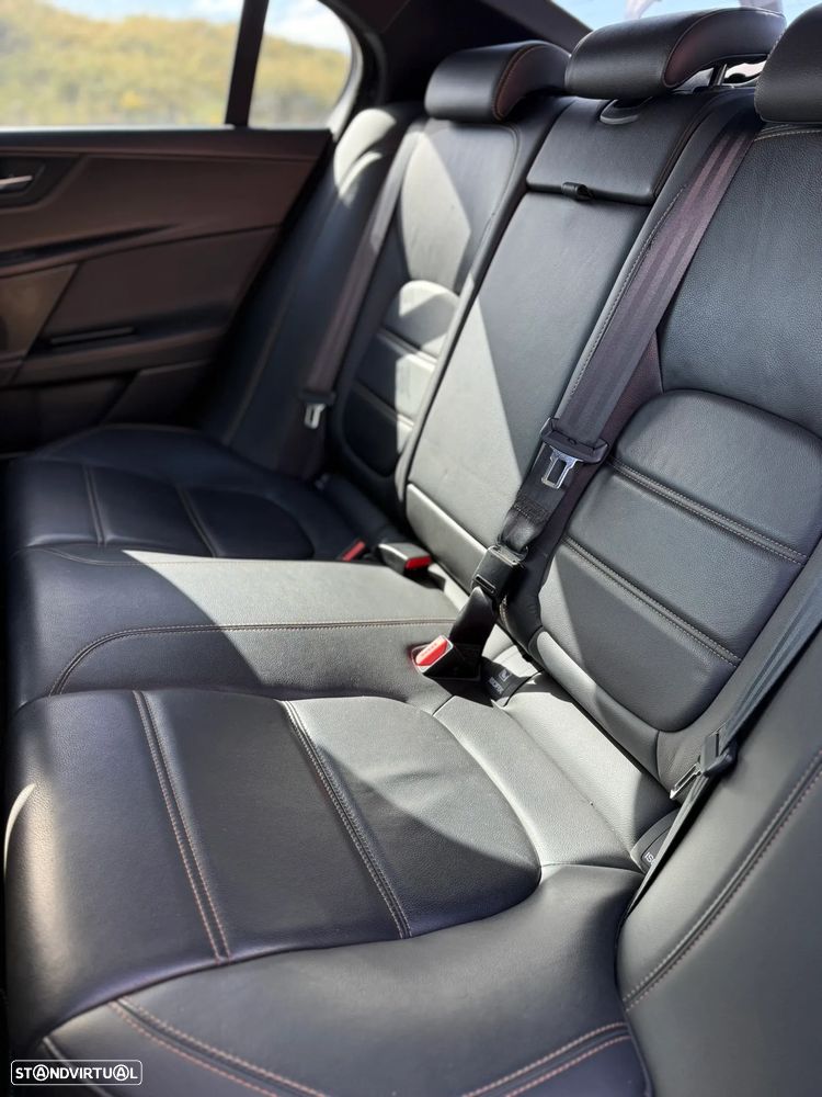 Jaguar XE 20d Aut. R-Sport - 16
