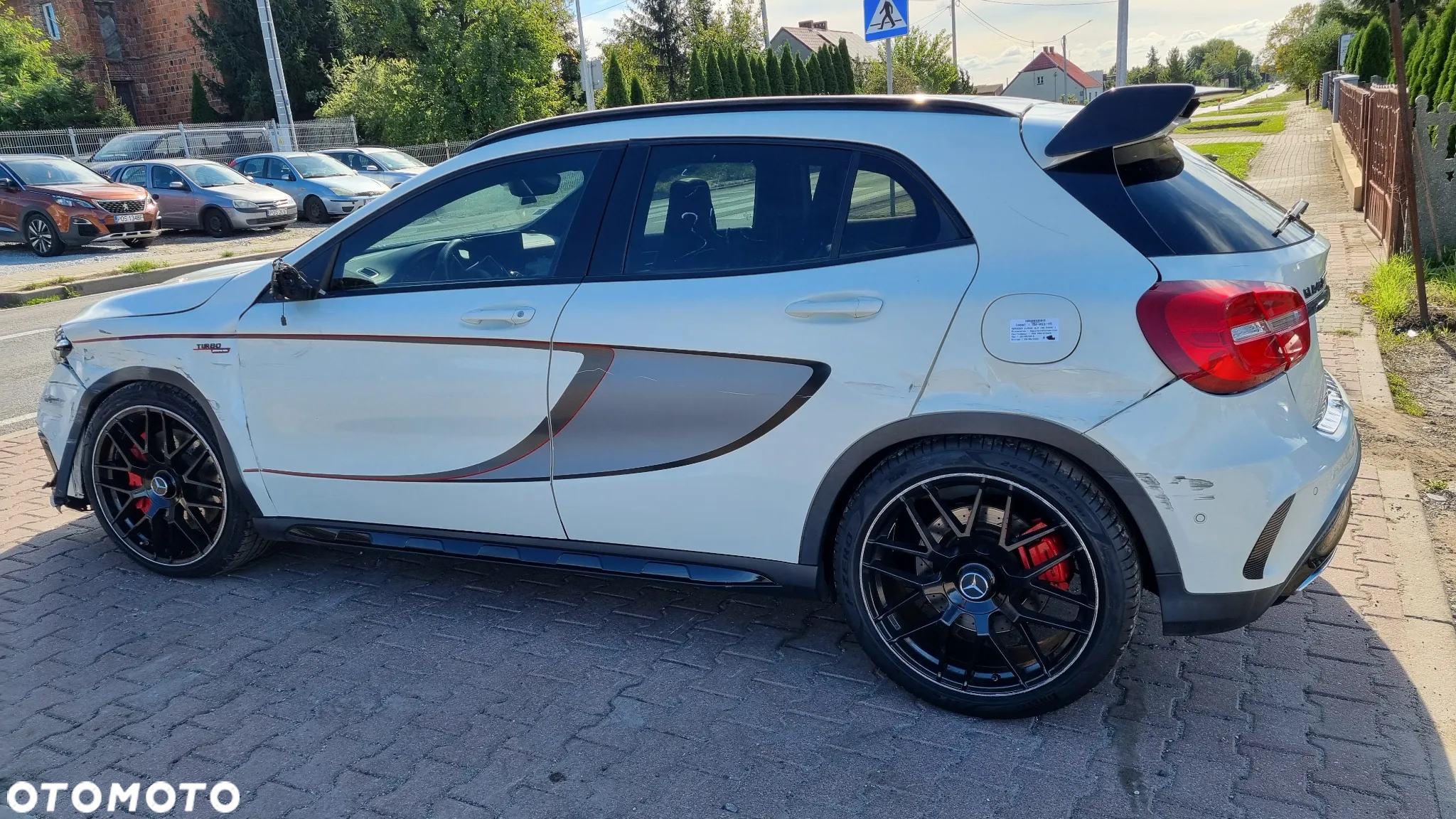 Mercedes-Benz GLA 45 AMG 4-Matic Edition 1 - 11