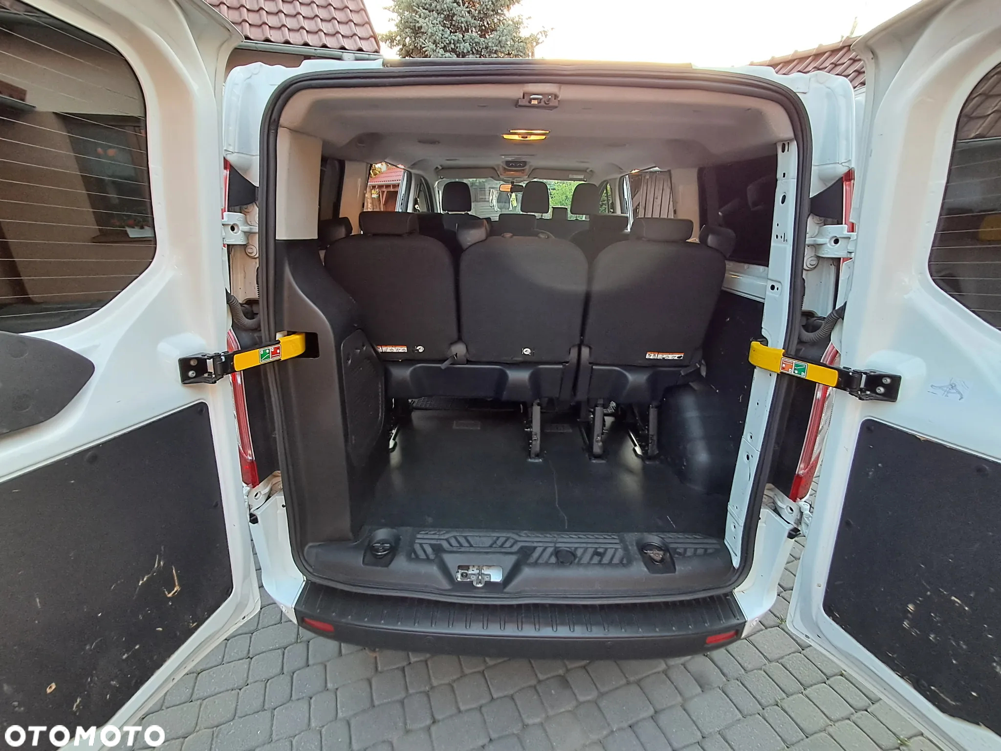 Ford Transit Custom 290 L1H1 Limited - 24