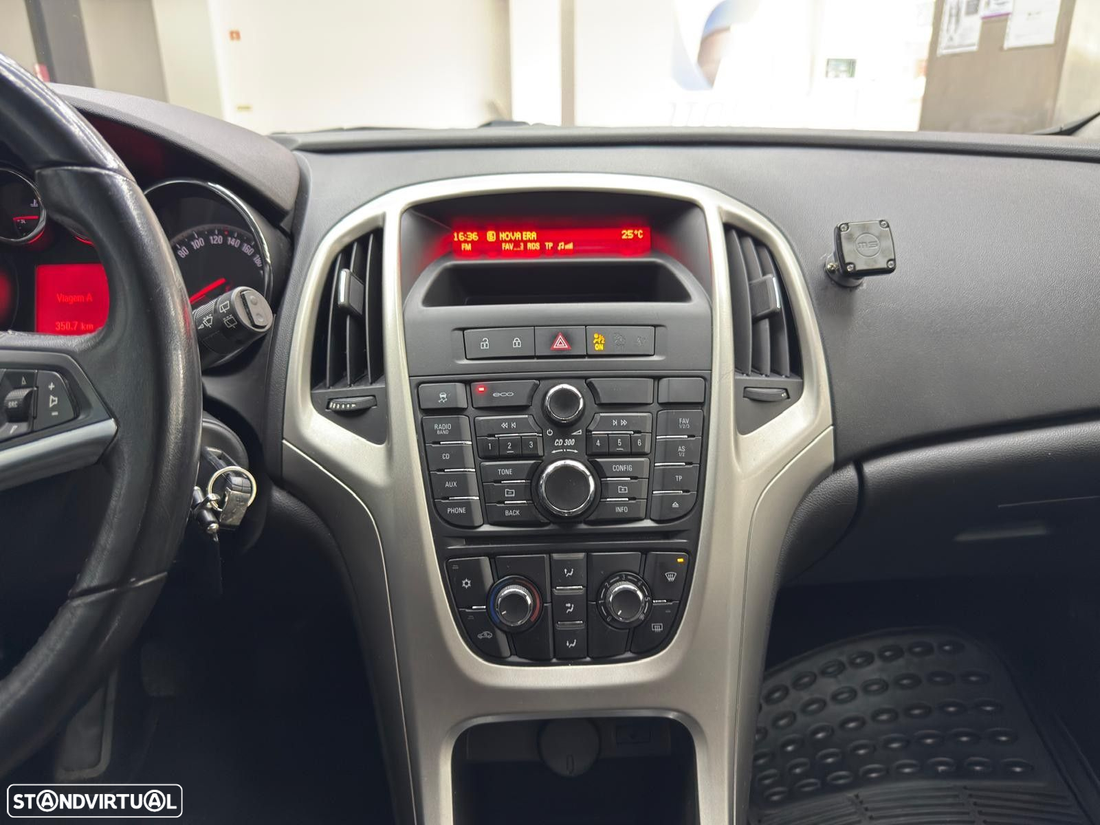 Opel Astra 1.3 CDTi Cosmo - 30
