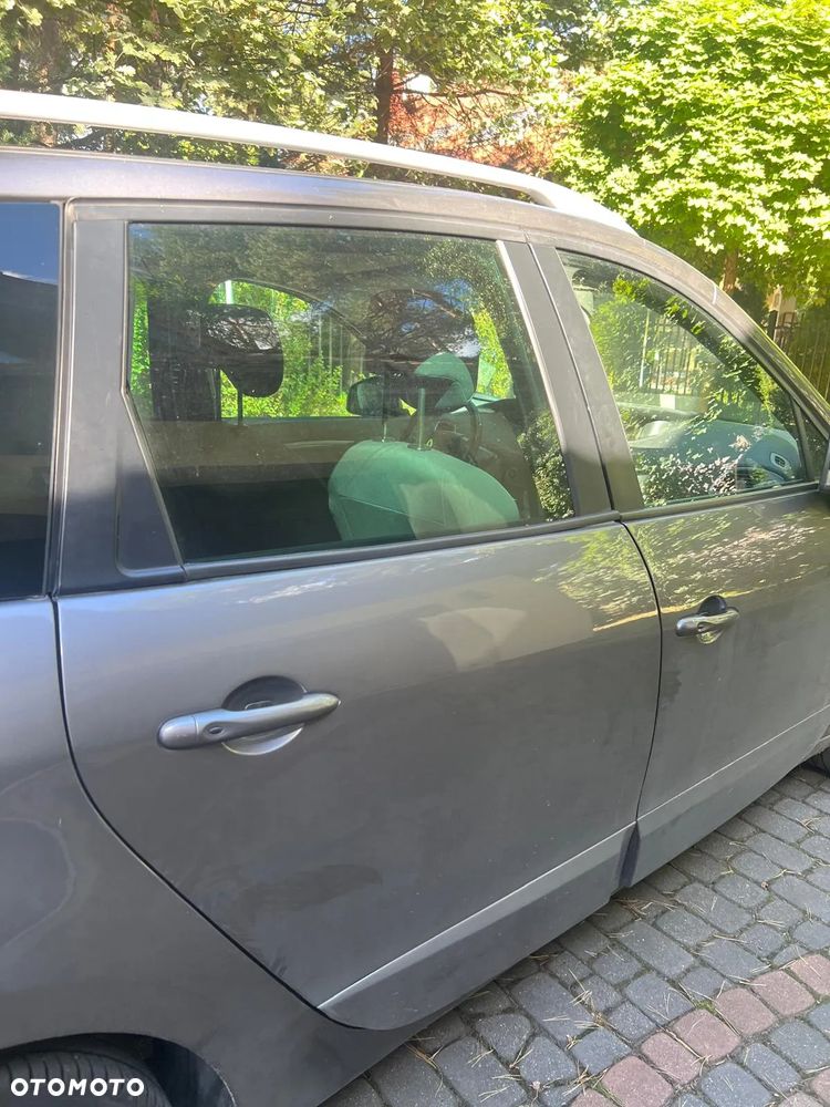 Renault Scenic 1.5 dCi Limited - 7