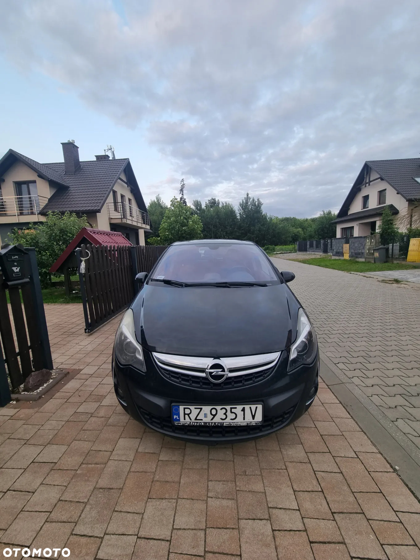 Opel Corsa 1.2 16V Cosmo - 4