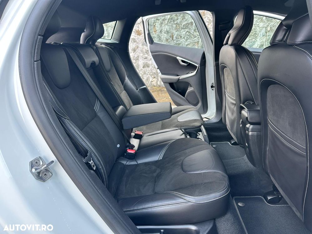 Volvo V40 D2 RDesign - 24