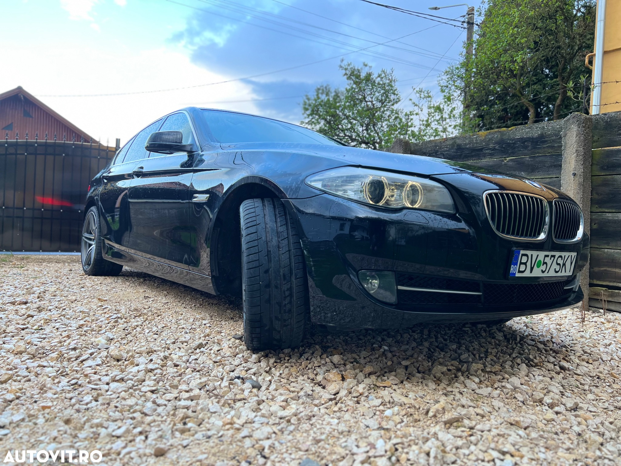 BMW Seria 5 520d Efficient Dynamics Edition - 4