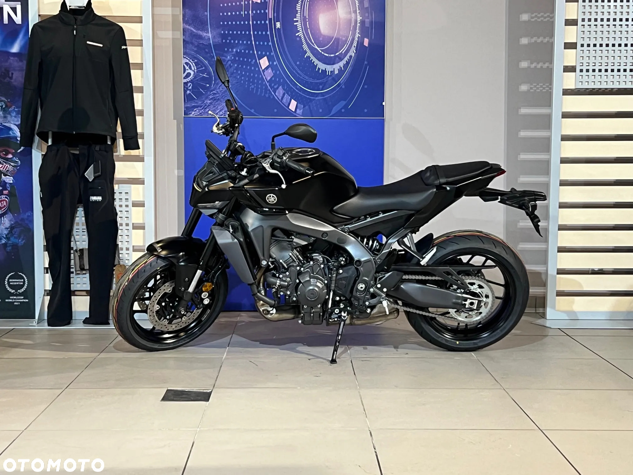 Yamaha MT - 8