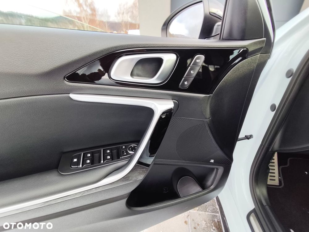 Kia ProCeed 1.5 T-GDI GT Line DCT - 25