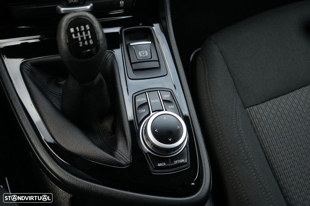 BMW 216 Active Tourer d Advantage - 53