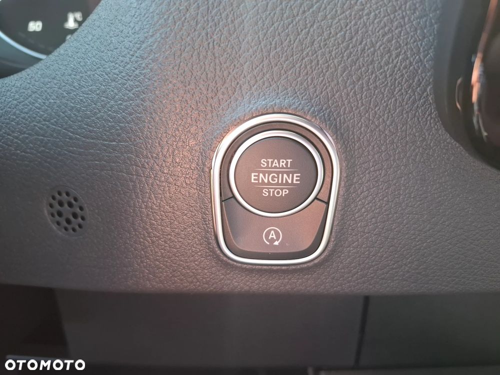 Mercedes-Benz Sprinter 317 CDI Furgon PRO długi 4325 mm L3H2 - 35