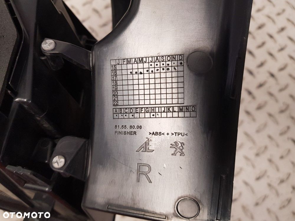 LAMPA PRAWA TYLNA PRAWY TYŁ PEUGEOT 3008 II 2 16-20 IDEALNA 9810477080 - 11