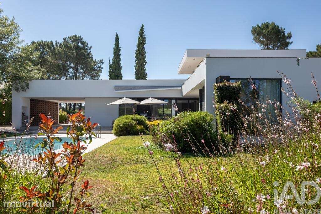 Moradia isolada T3 em Quinta do Conde de 240 m2 - Grande imagem: 2/38