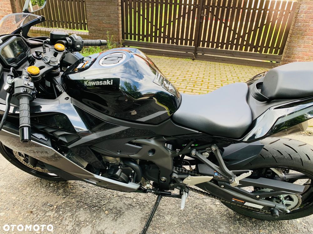 Kawasaki ZX - 12