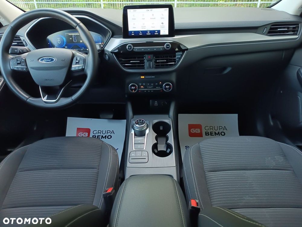 Ford Kuga - 11