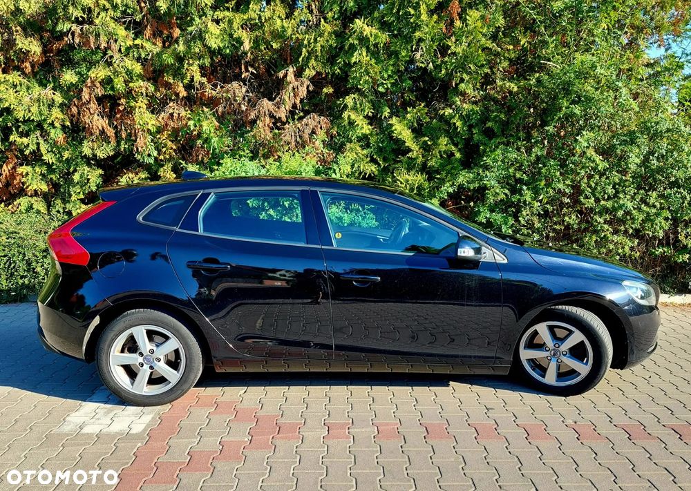 Volvo V40 T3 Kinetic - 3