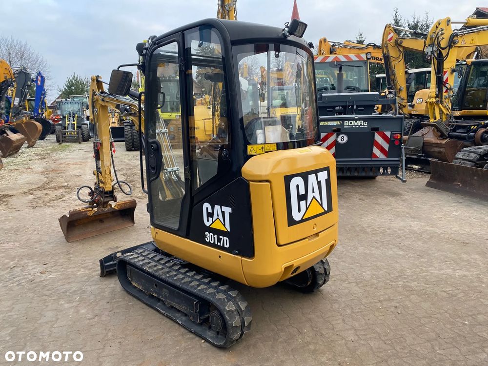 Caterpillar CAT 301.7D, 2250 MTH, Z NIEMIEC, DŁUŻSZY ZASIĘG, ROZSUWANE PODWOZIE, SUPER STAN - 7