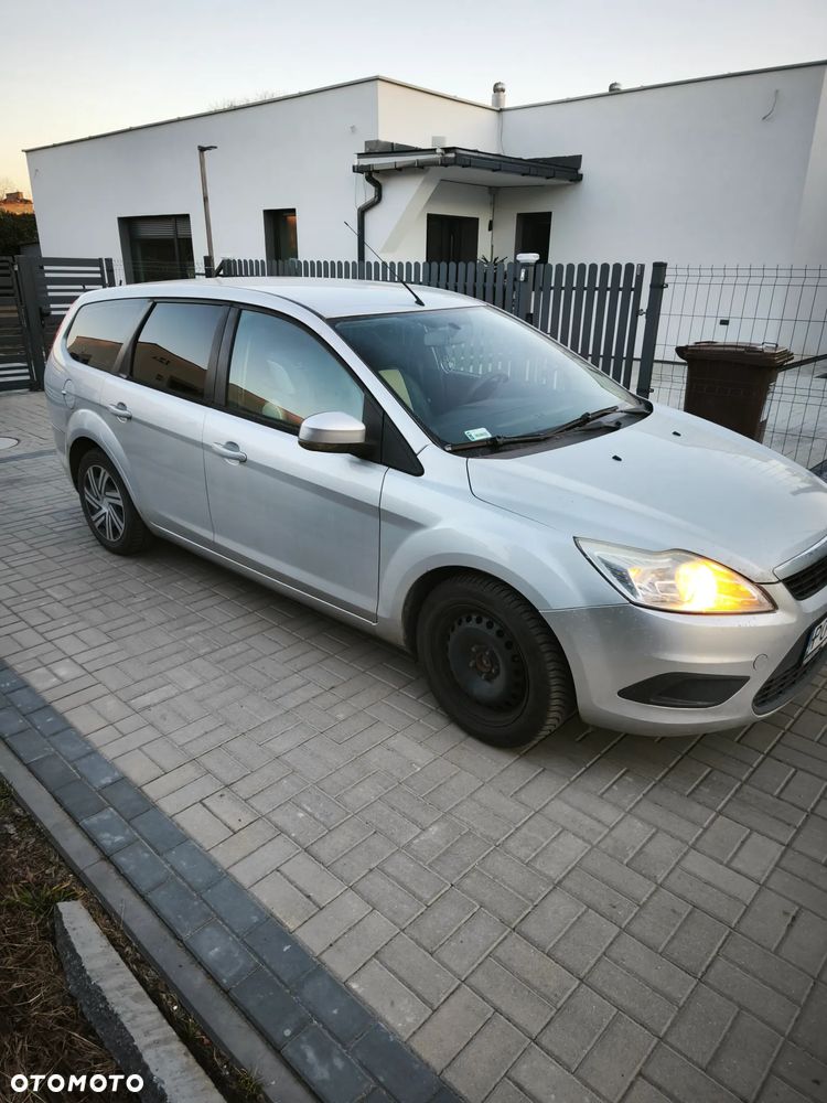 Ford Focus 1.8 TDCi Ambiente - 2