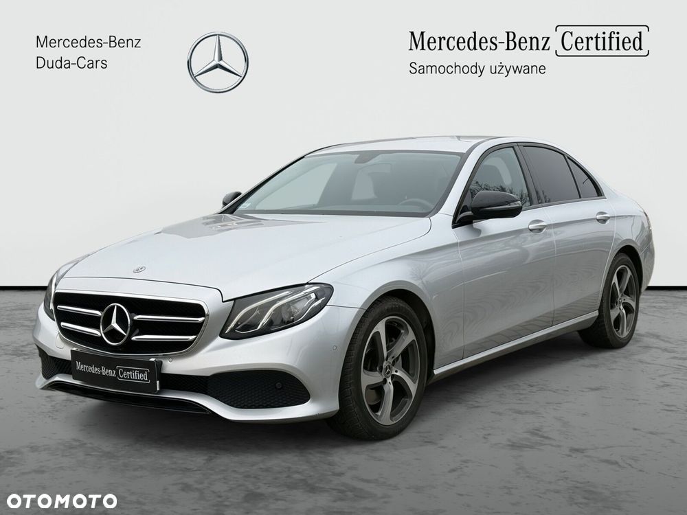 Mercedes-Benz Klasa E 220 d 4-Matic Business Edition - 1