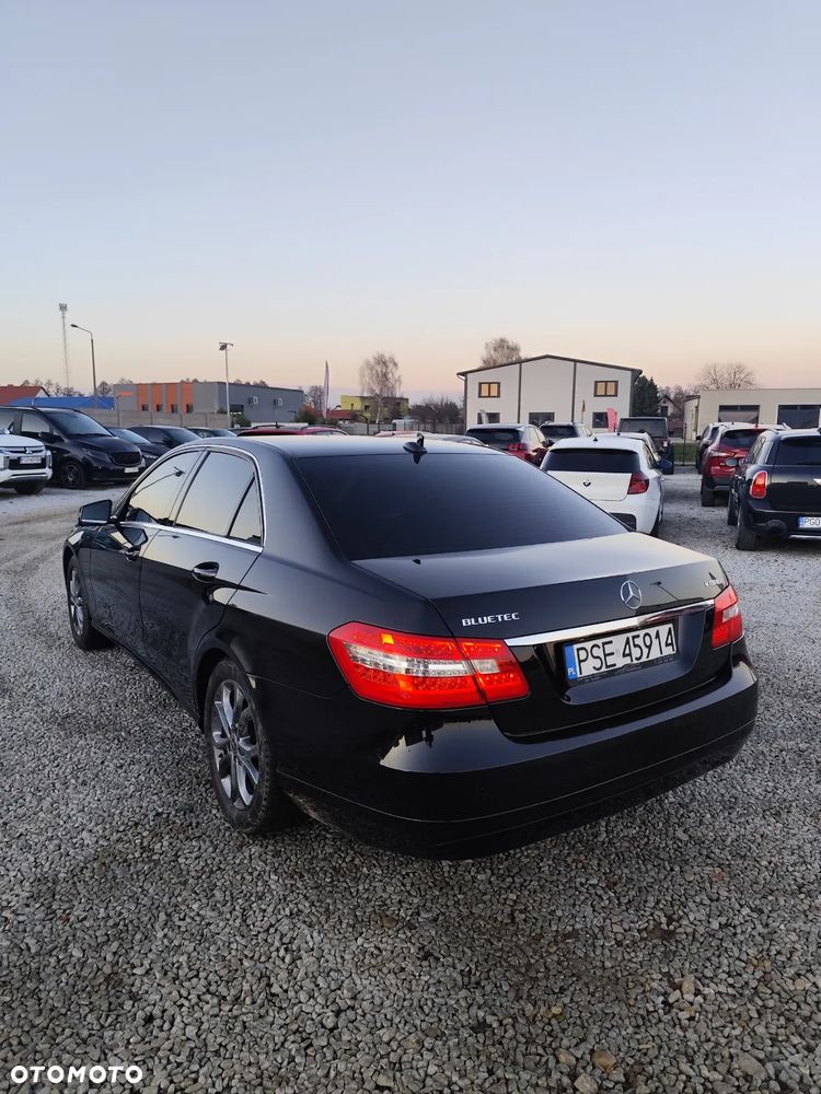 Mercedes-Benz Klasa E - 33