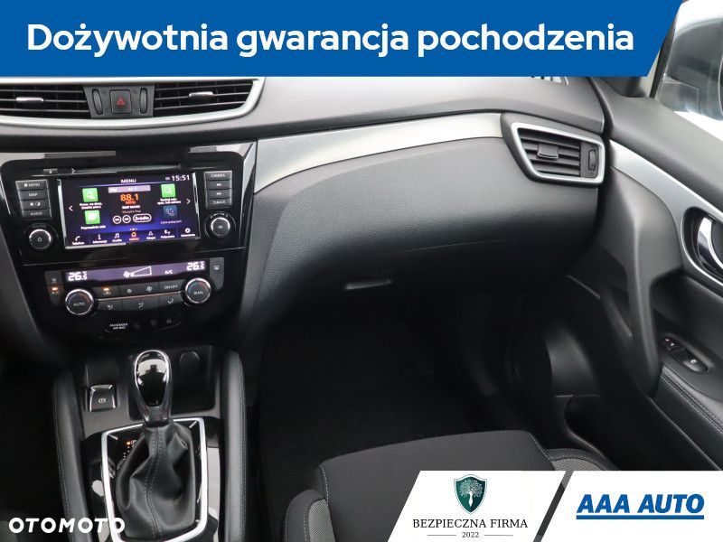 Nissan Qashqai - 10