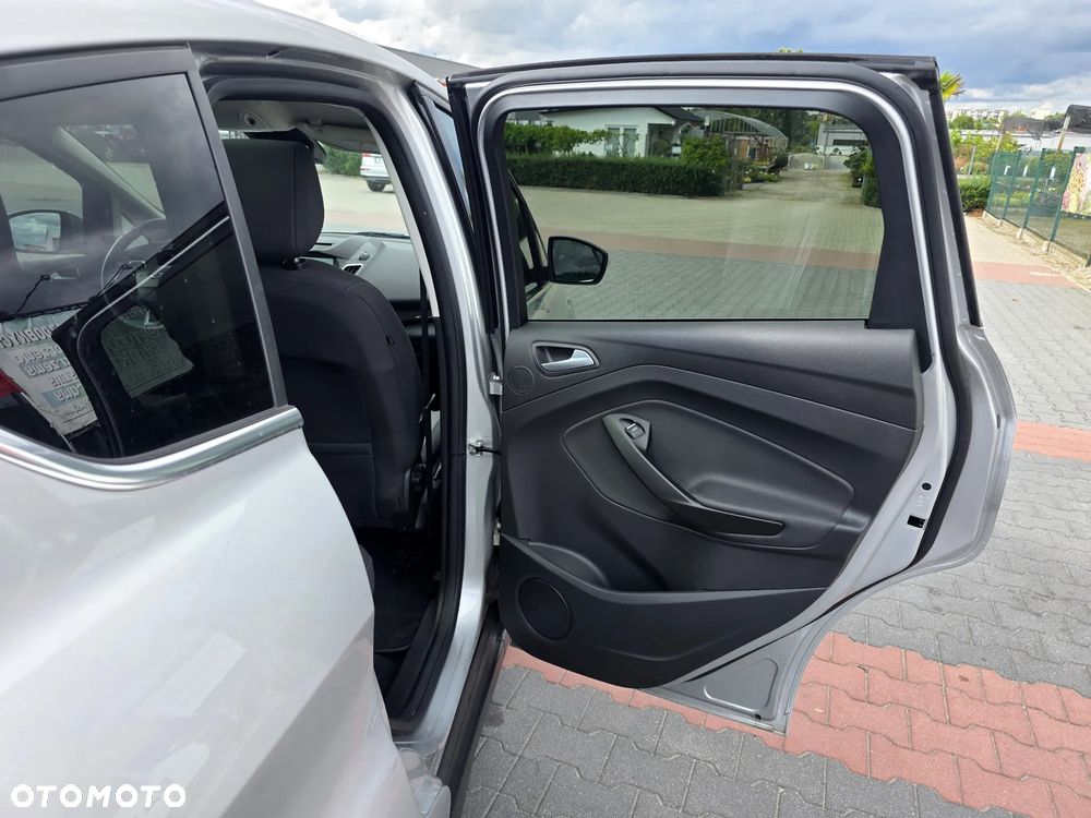 Ford C-MAX - 13