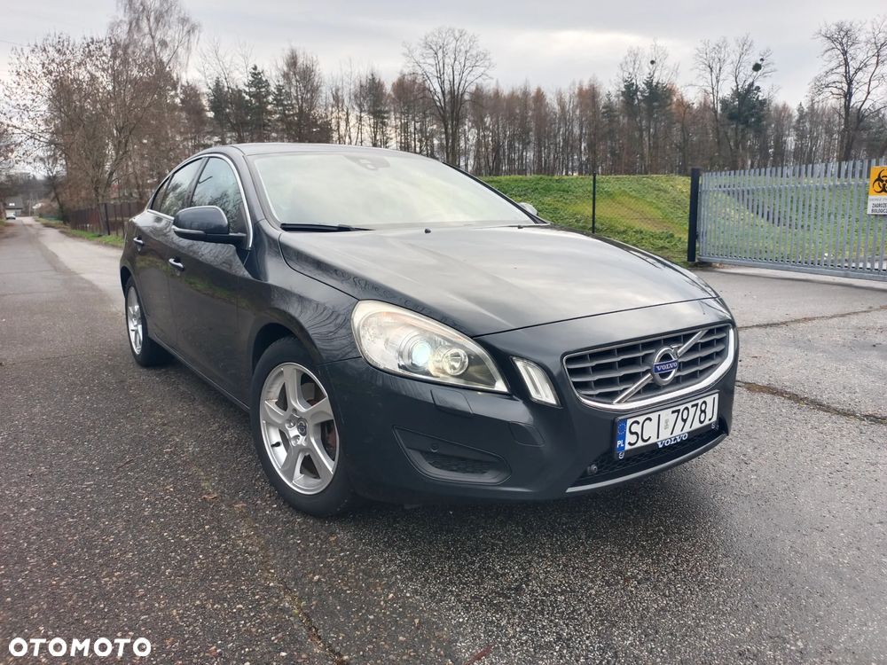 Volvo S60 - 1