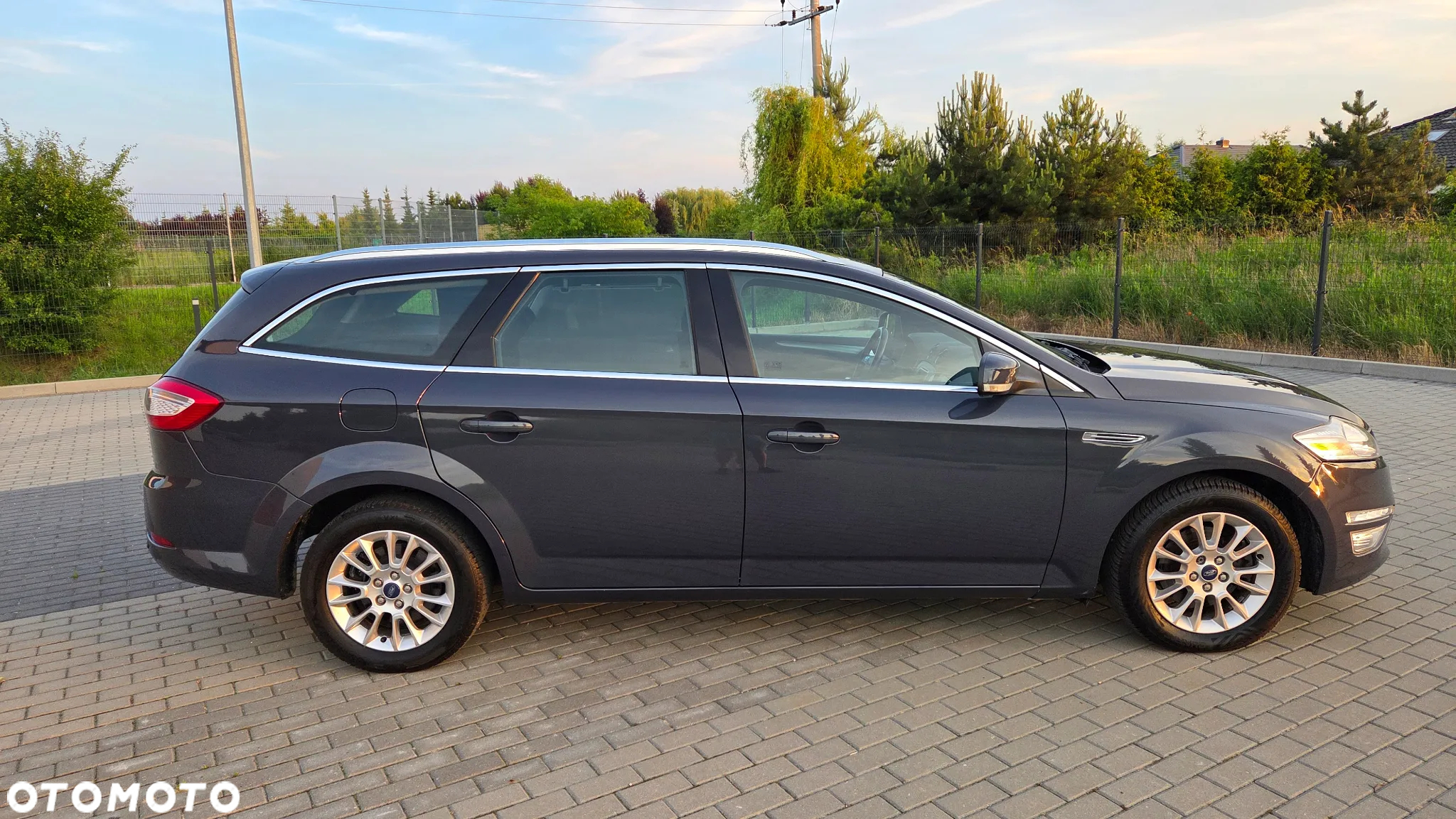 Ford Mondeo 2.0 TDCi Titanium - 13