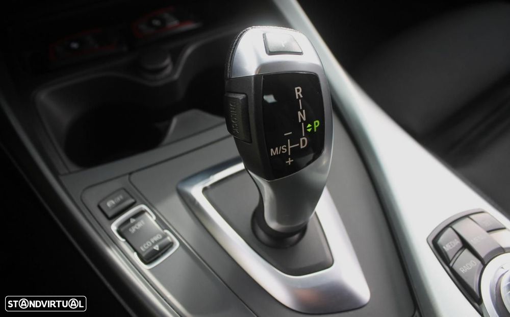 BMW 116 d Line Sport Auto - 35