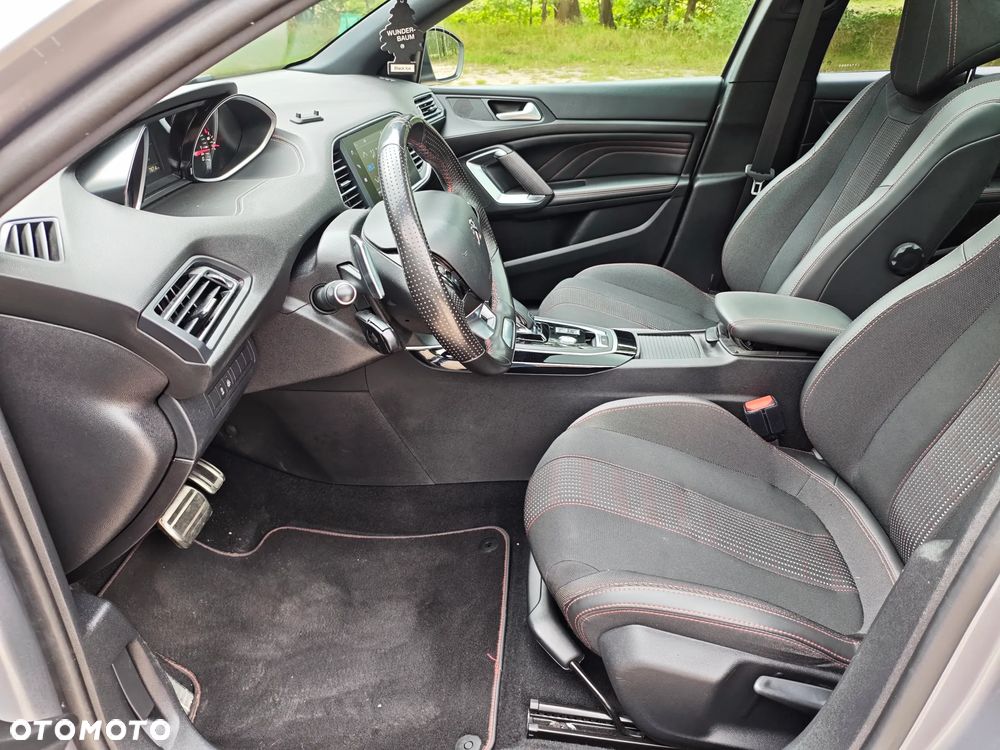 Peugeot 308 PureTech 130 EAT6 Stop & Start GT-Line Edition - 27