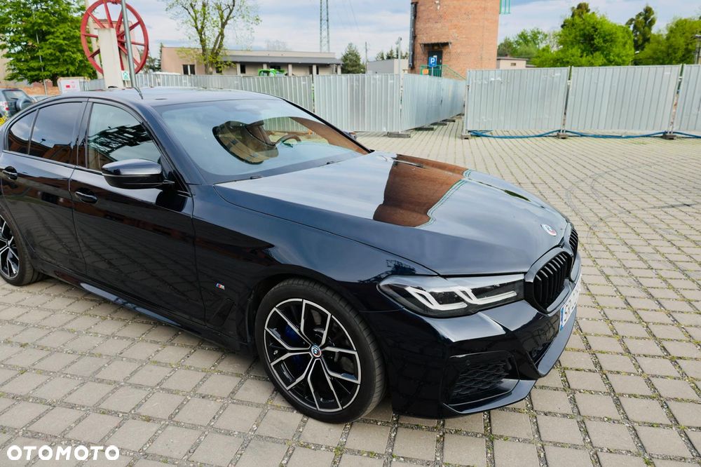 BMW Seria 5 540d xDrive mHEV M Sport sport - 3