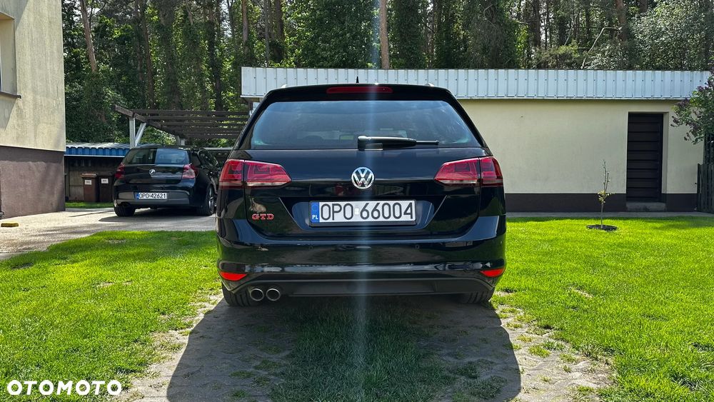 Volkswagen Golf - 4