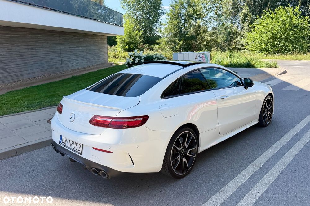 Mercedes-Benz Klasa E AMG 53 4-Matic+ 9G-TRONIC - 3