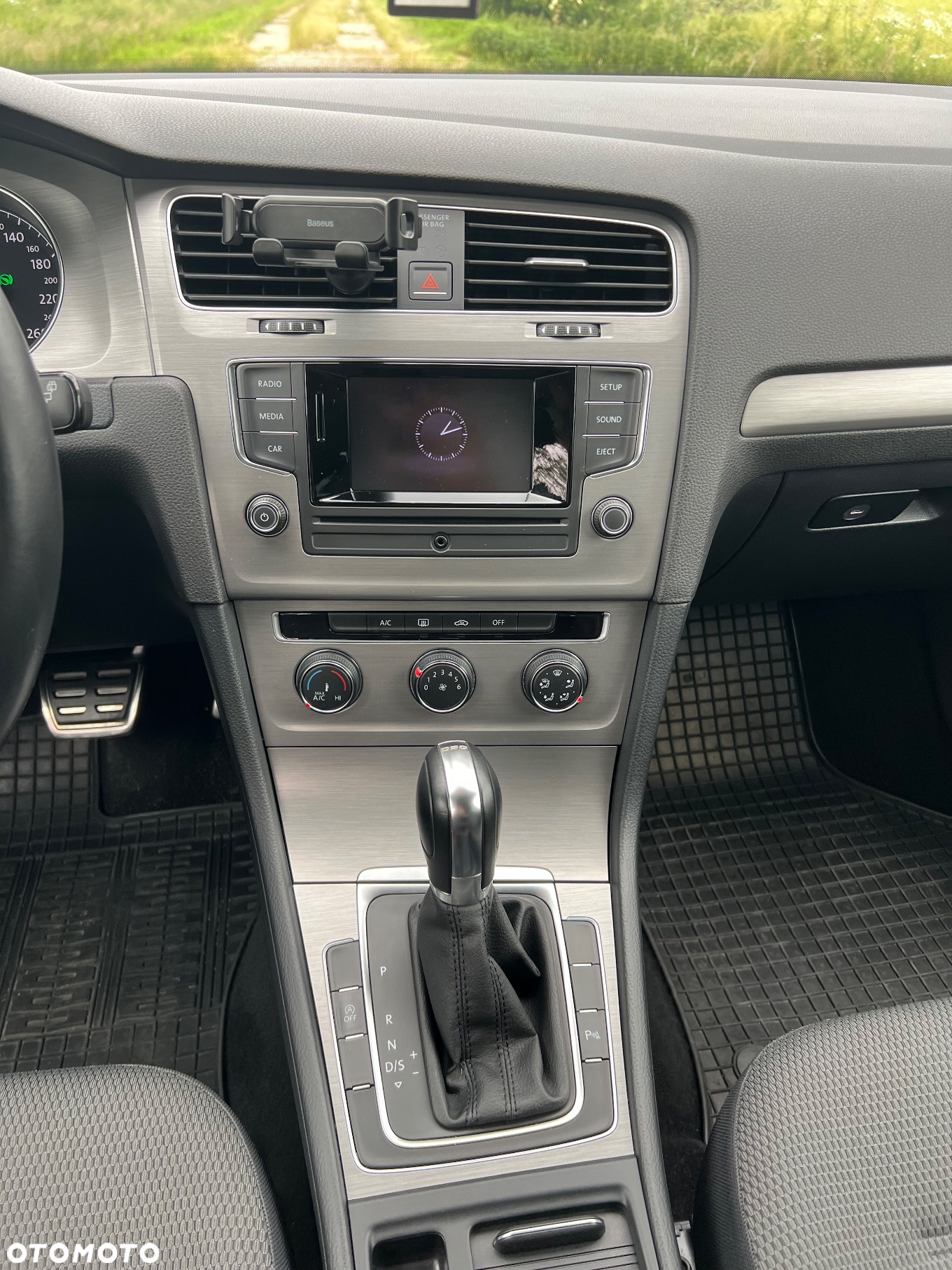 Volkswagen Golf VII 1.4 TSI BMT Comfortline DSG - 23