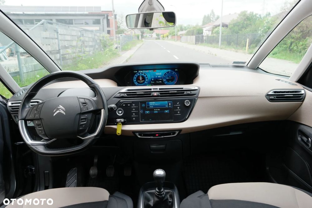 Citroën C4 Picasso - 26