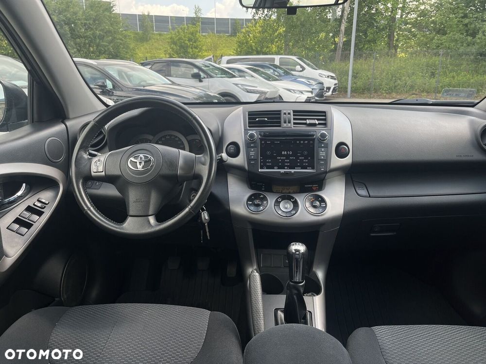 Toyota RAV4 2.0 VVT-i Sol - 15