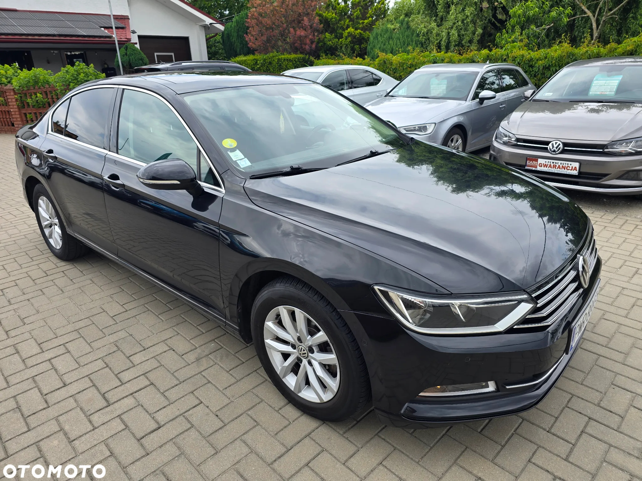 Volkswagen Passat - 2