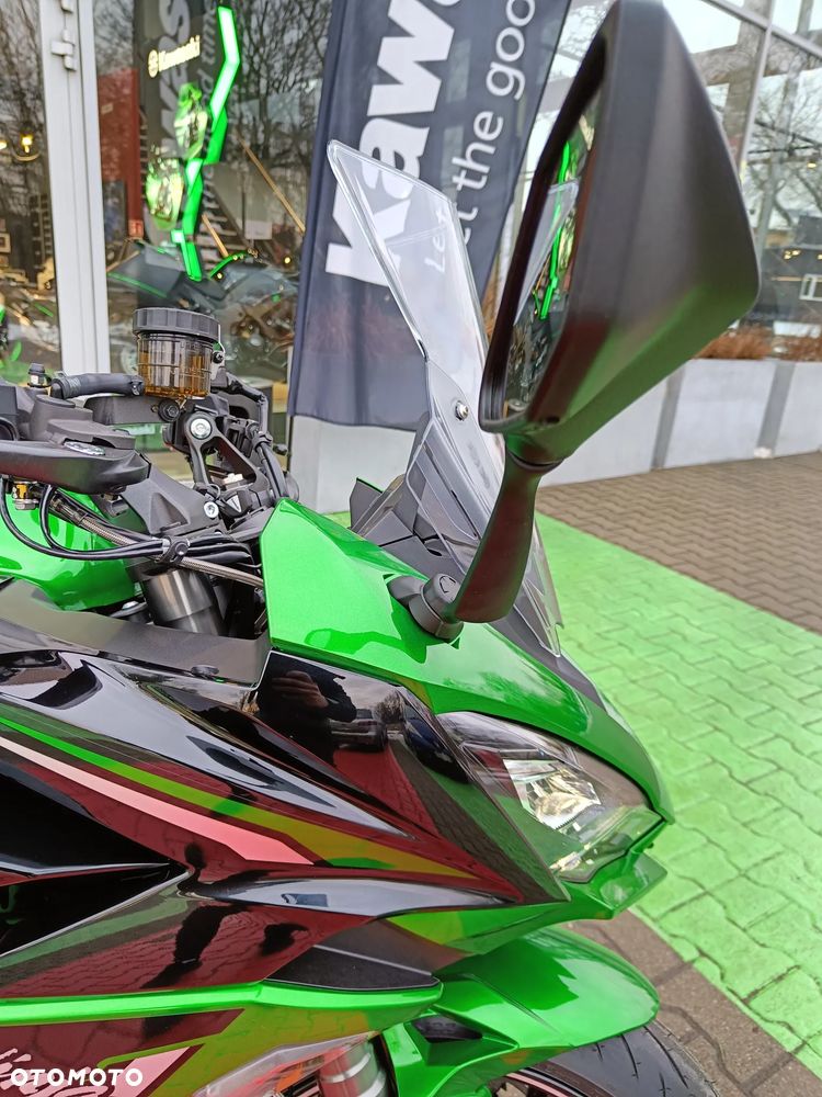 Kawasaki Ninja - 24