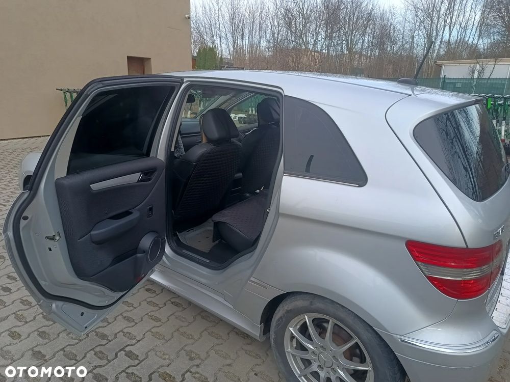 Mercedesbenz Klasa B 180 2009