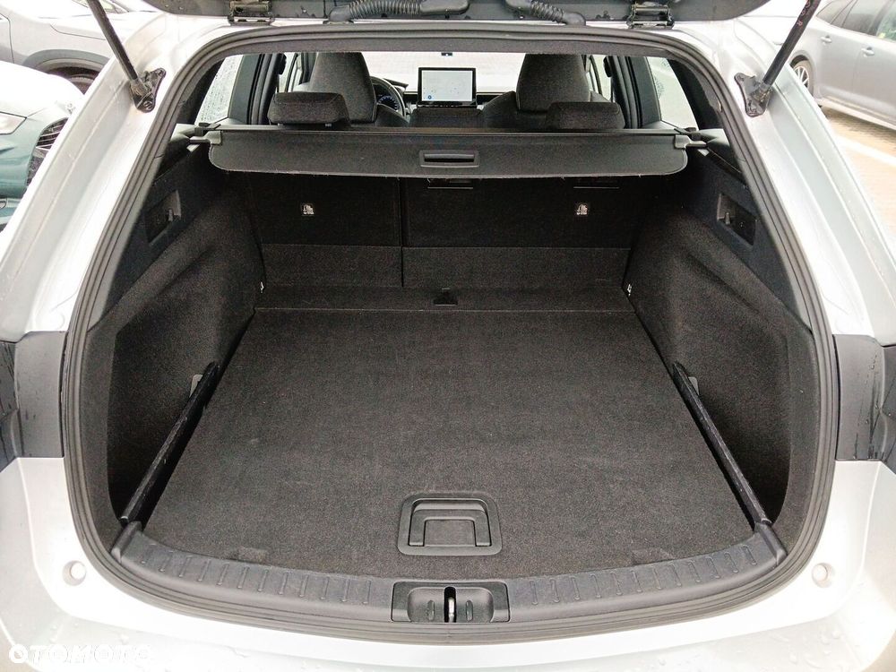 Toyota Corolla 1.8 Hybrid Comfort - 16