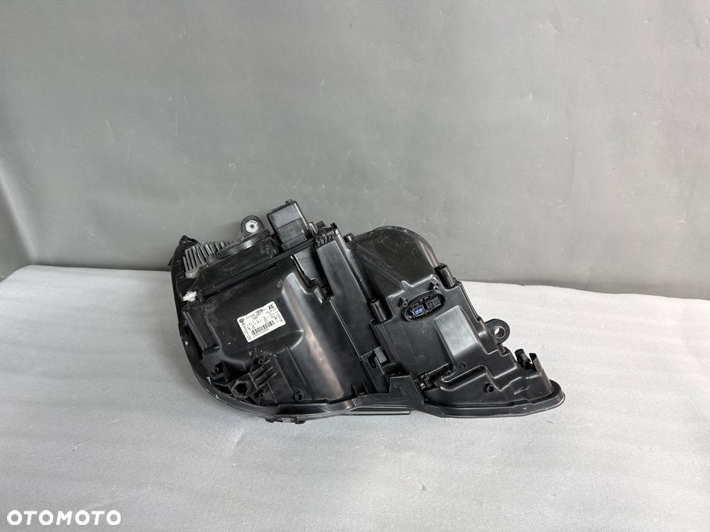 Lampa przednia  lewa Mercedes-Benz E W212 A212 BI XENON ILS skrętny - 5