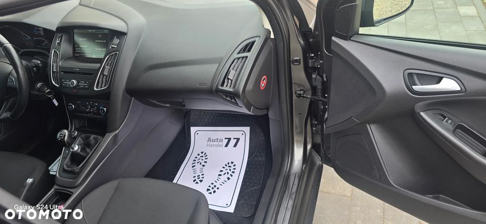 Ford Focus 1.5 TDCi Trend - 10
