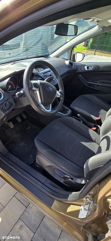 Ford Fiesta 1.25 Trend - 12