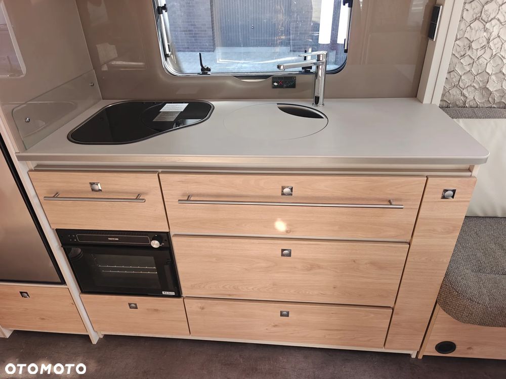 Dethleffs Nomad 650 RQT - 21