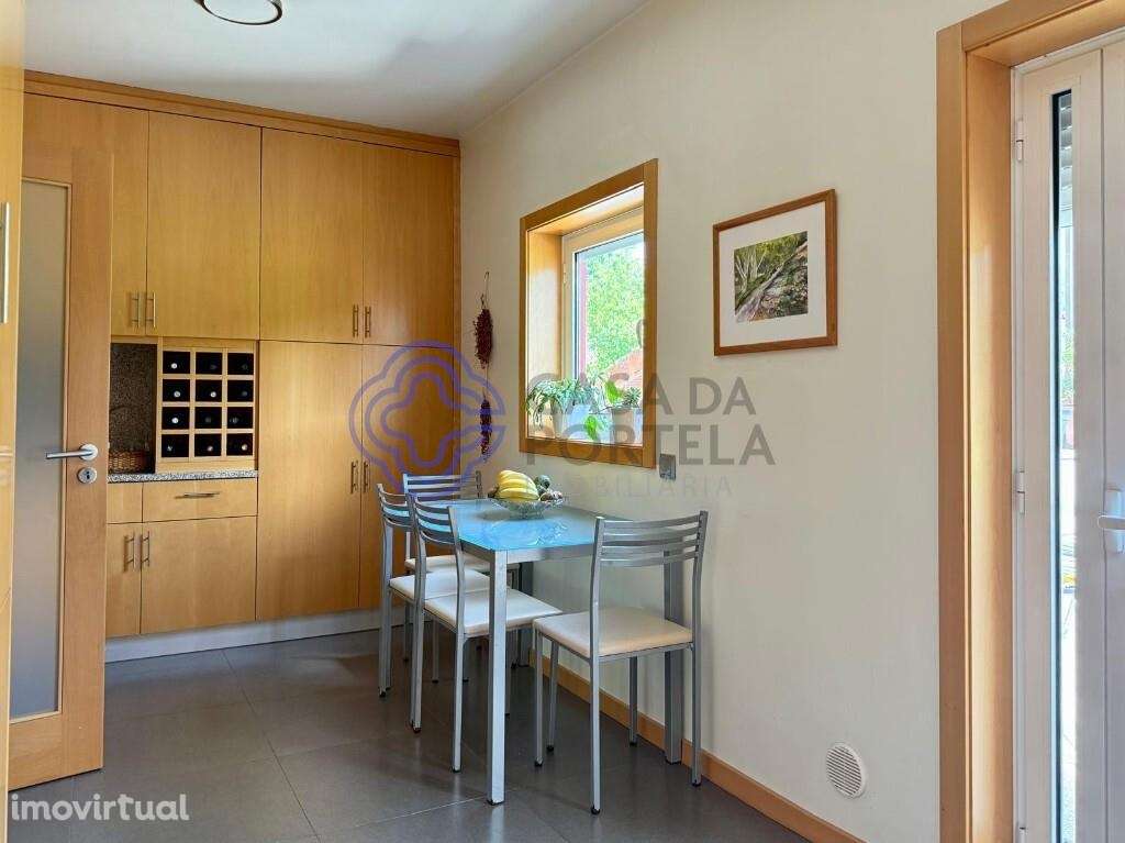 Moradia em banda - T3 no Centro de Arouca - Grande imagem: 4/42