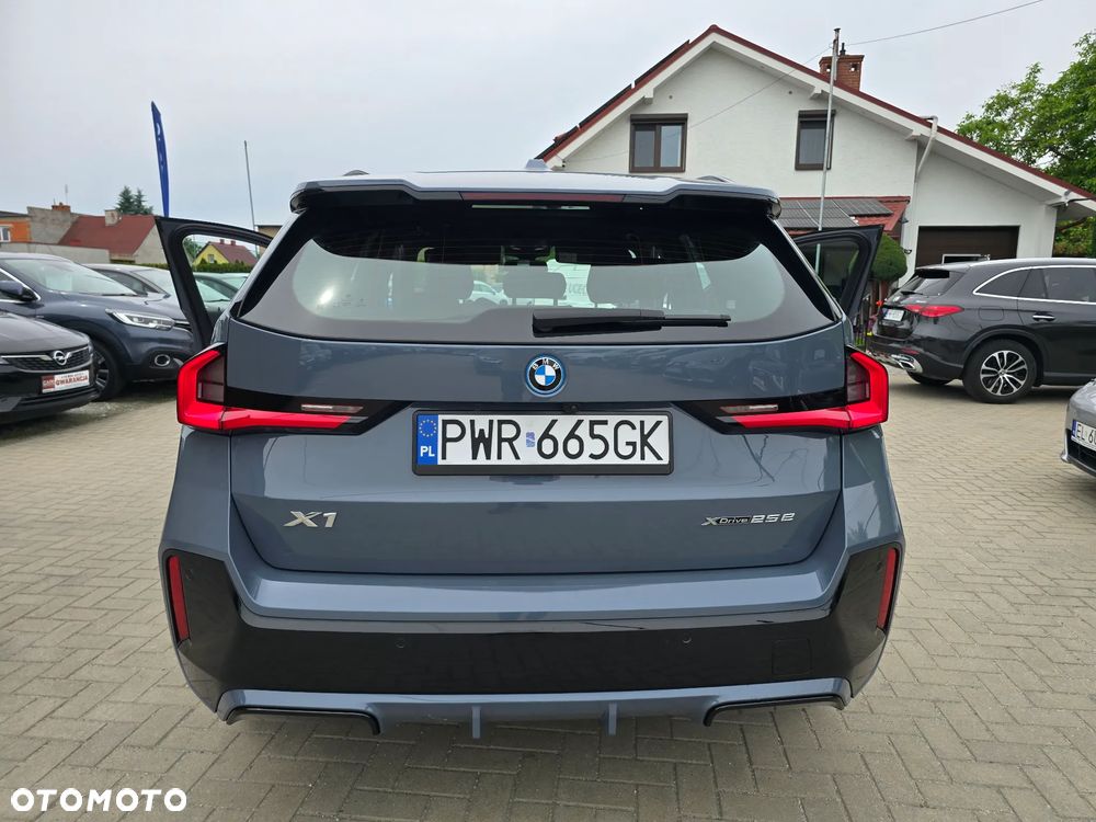 BMW X1 - 23