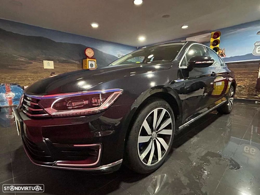 VW Passat 1.4 TSI GTE+ Plug-in - 2