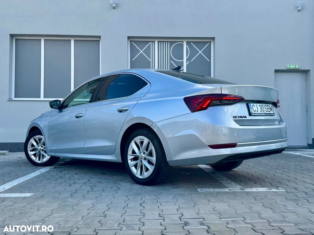 Skoda Octavia 2.0 TDI DSG Premium Edition - 39